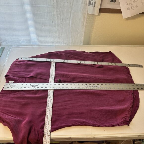 Vintage Womens Magenta Button Front Rayon Cardigan Blouse Top Pink Flowy Boho - Picture 3 of 8